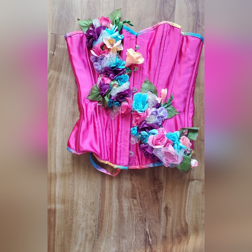 Floral Embellished Pink Corset